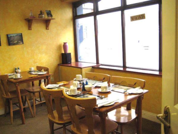 The Anchorage Guest House Waterford Bagian luar foto